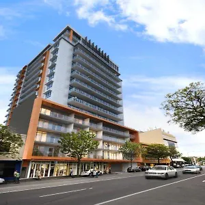 Aparthotel Vision On Morphett, Adelaide